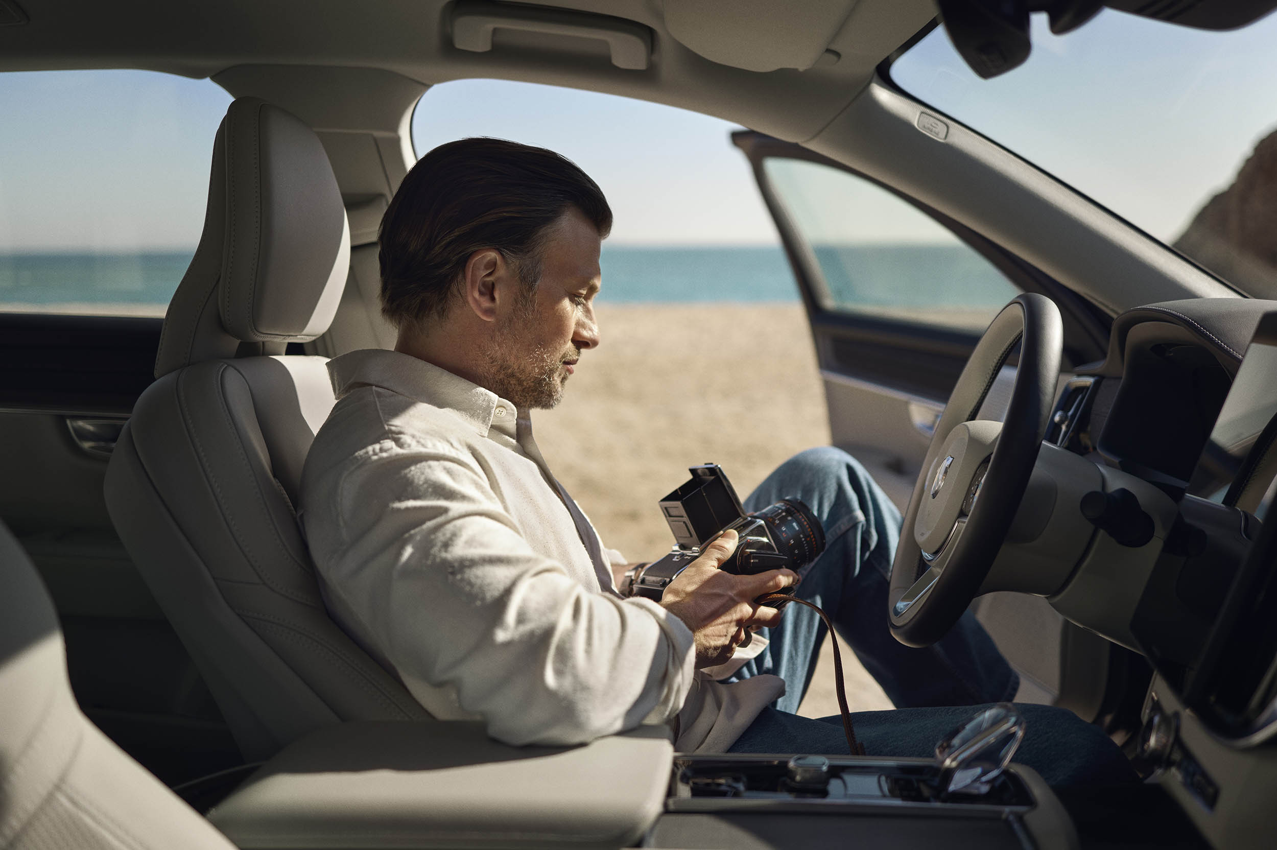 Project: volvo cars x hasselblad